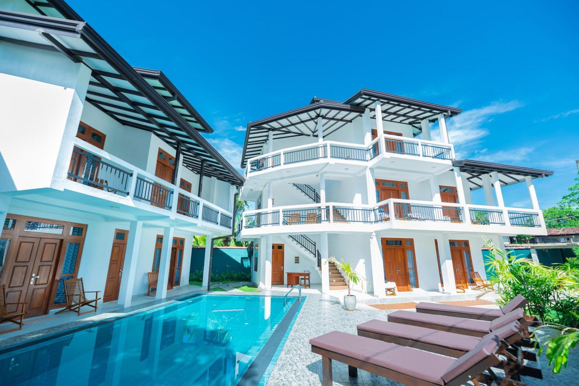 Teya Beach Hotel Ahangama Exterior foto